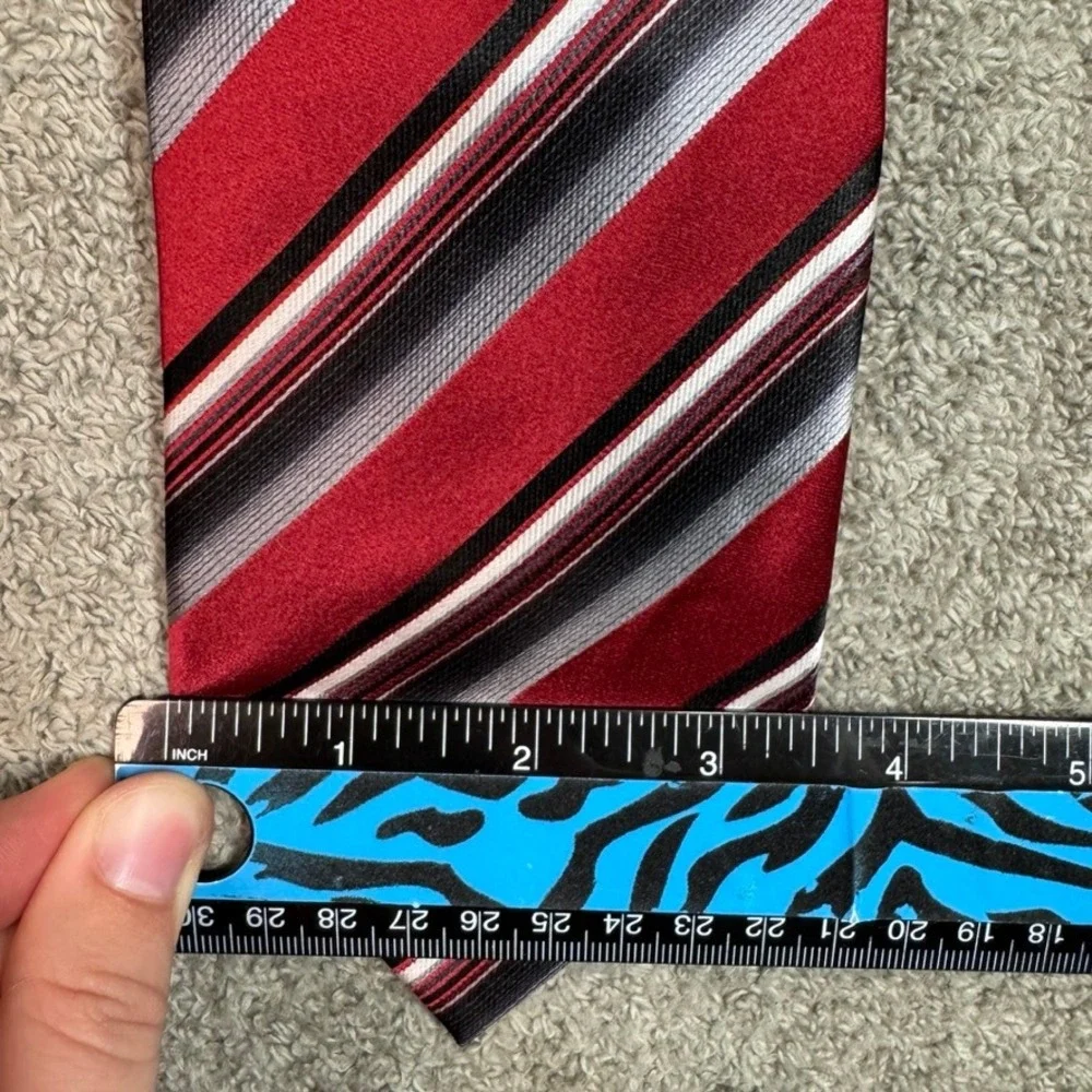 Geoffrey Beene Mens Red Black Striped 100% Silk Necktie Formal Business Tie
